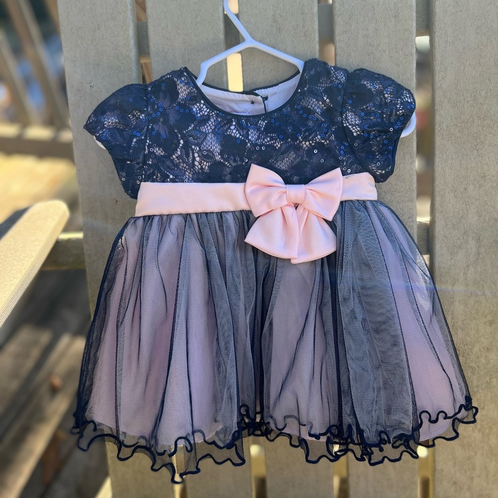 Gently used 3/6M dress